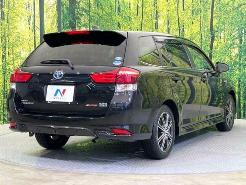 COROLLA FIELDER