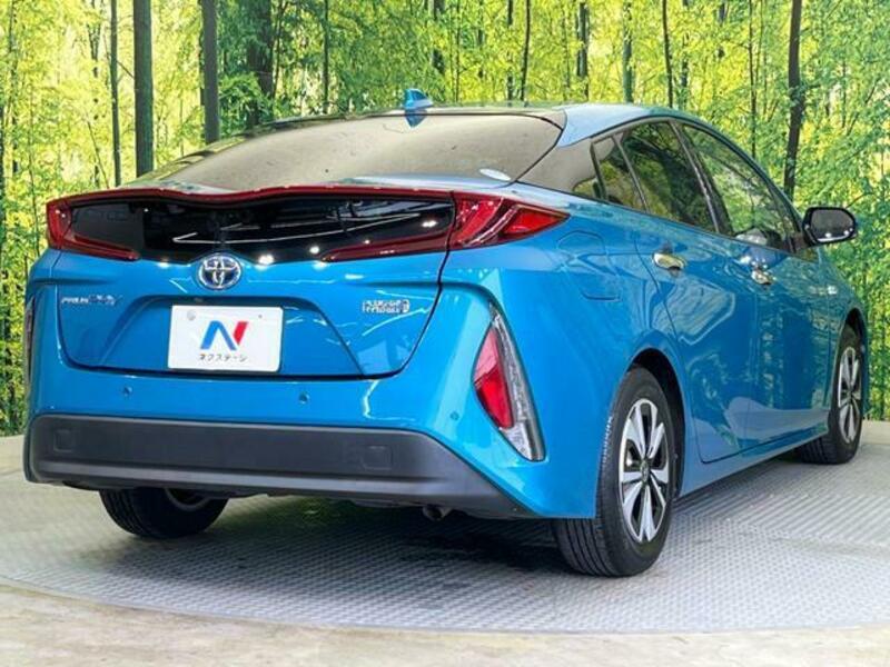 PRIUS PHV