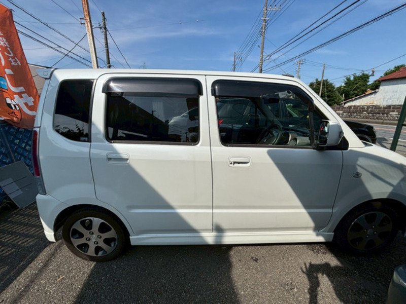 WAGON R