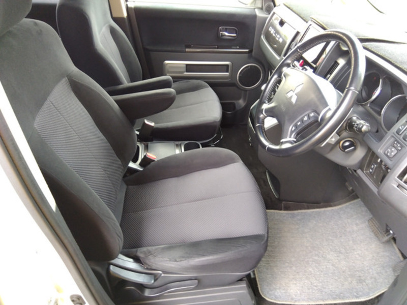 DELICA D5