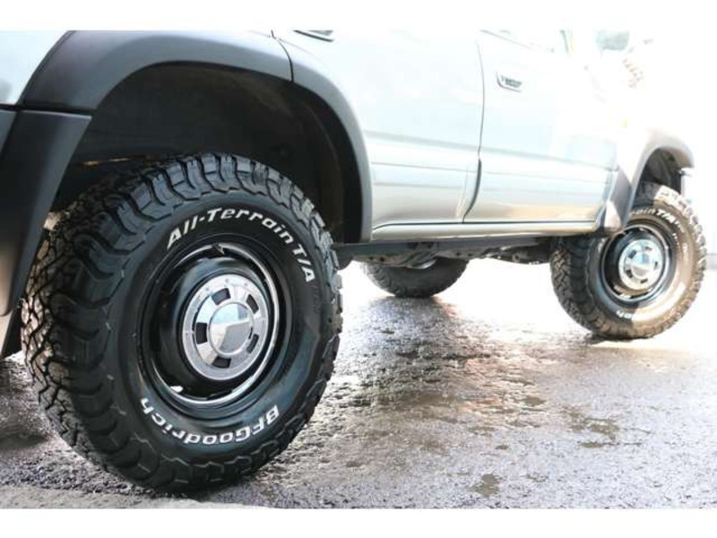 HILUX SURF