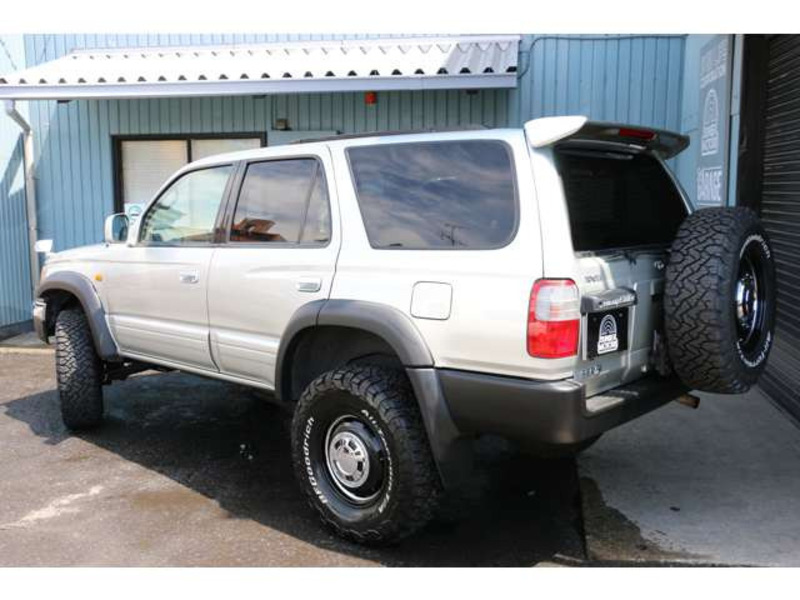 HILUX SURF