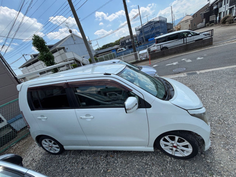 WAGON R