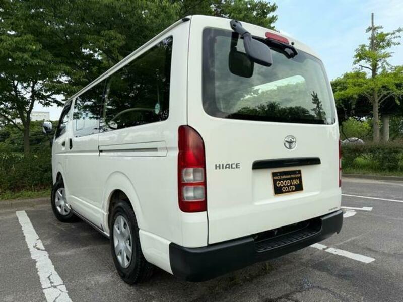 HIACE VAN