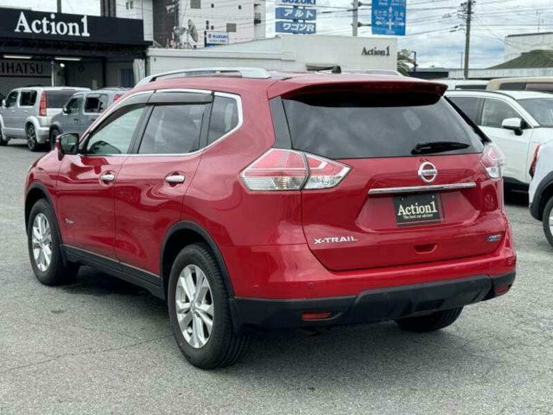 X-TRAIL