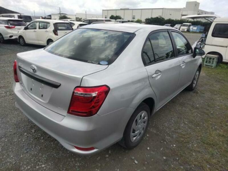 COROLLA AXIO