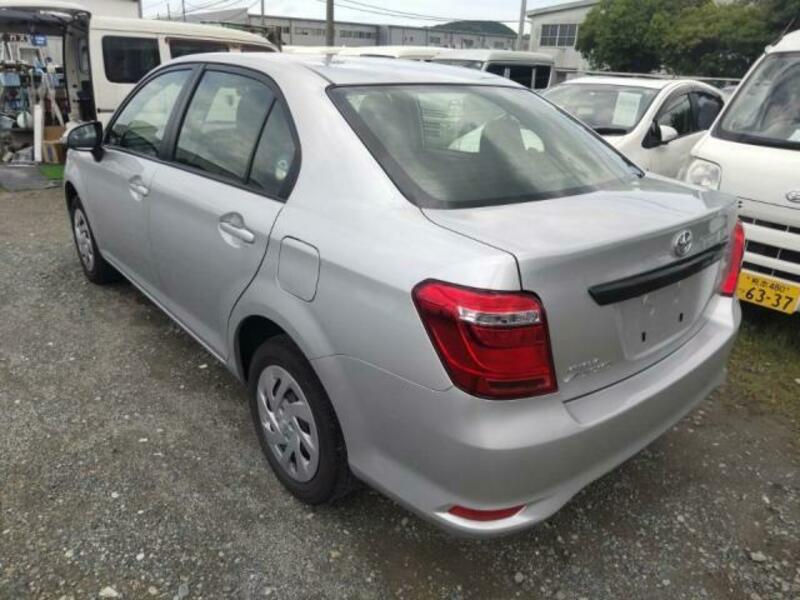 COROLLA AXIO