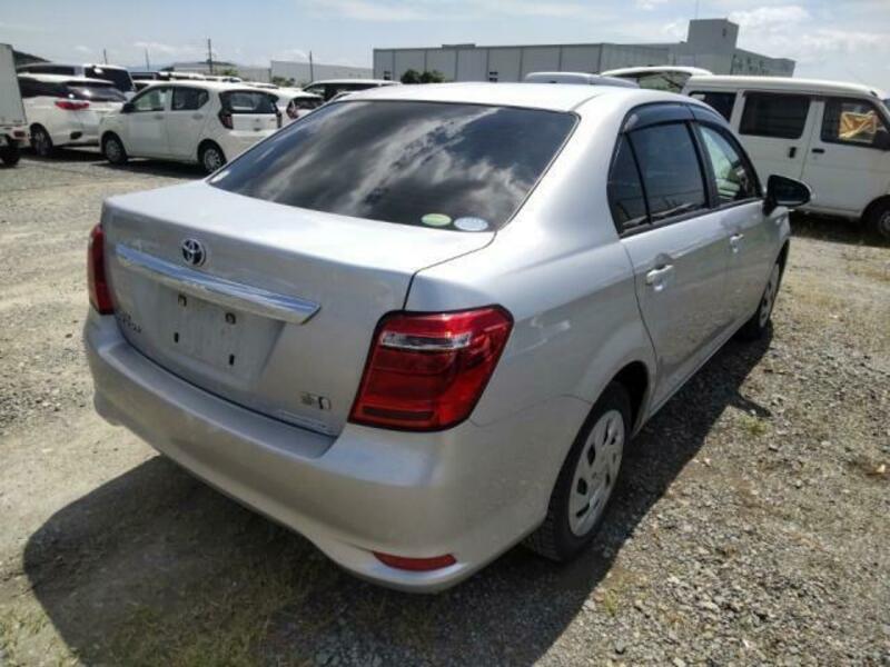 COROLLA AXIO