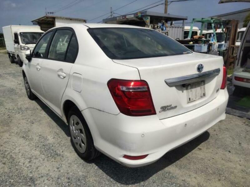 COROLLA AXIO