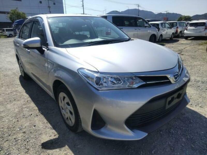 COROLLA AXIO