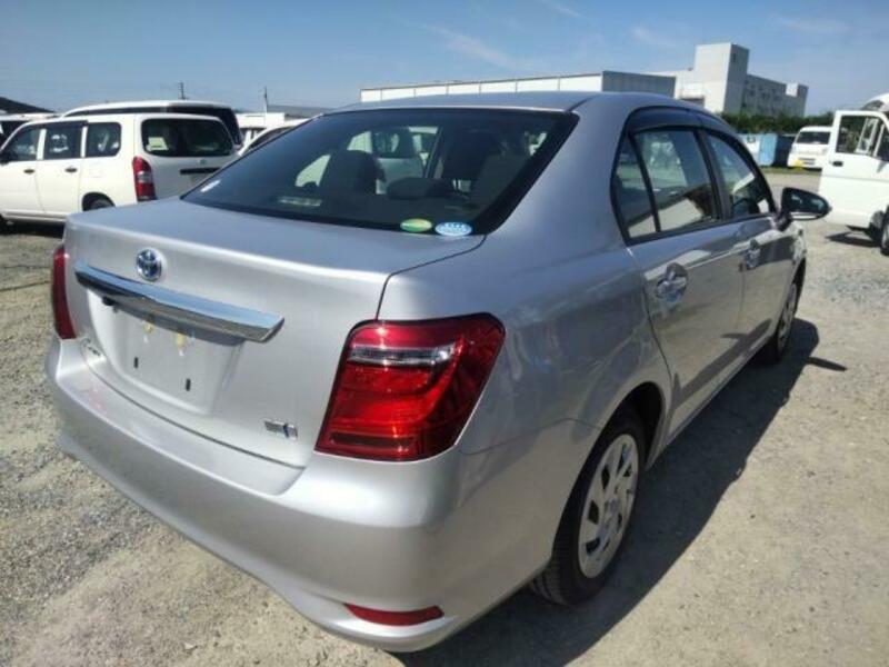 COROLLA AXIO