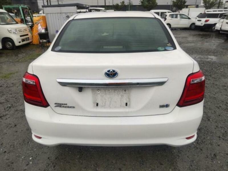 COROLLA AXIO