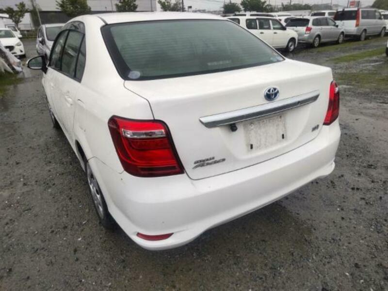 COROLLA AXIO