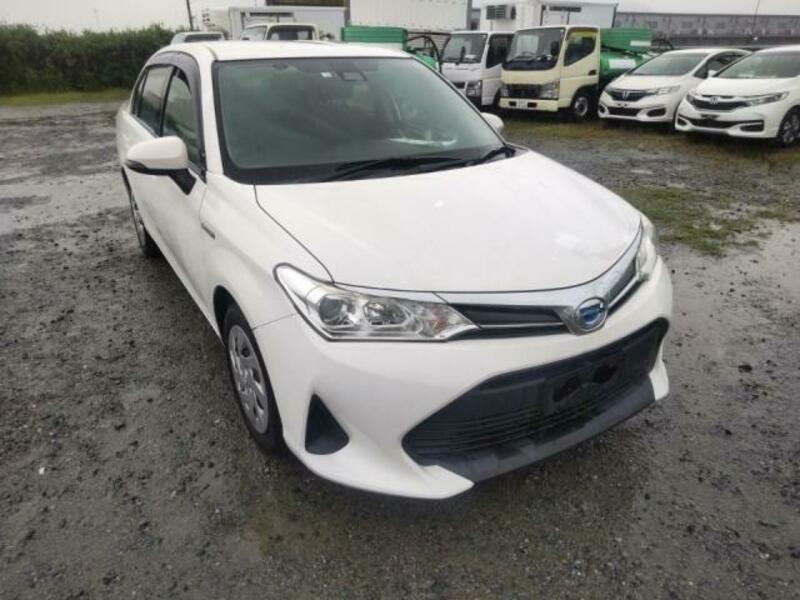 COROLLA AXIO