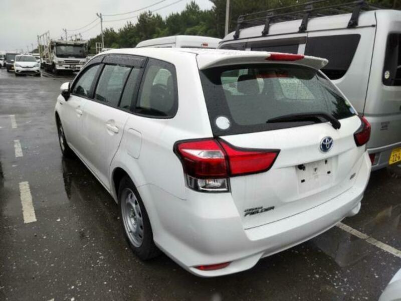 COROLLA FIELDER