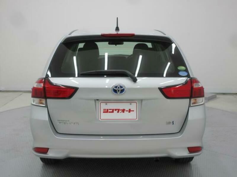 COROLLA FIELDER
