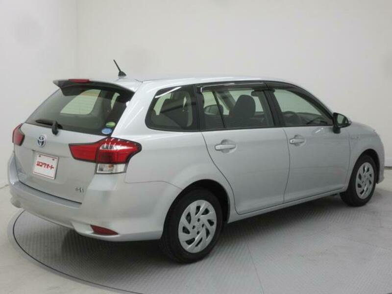 COROLLA FIELDER
