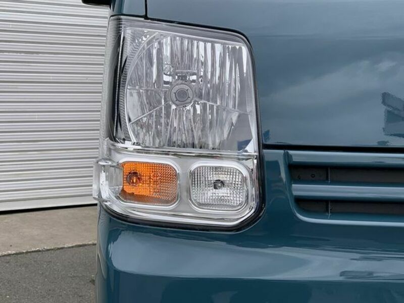 CLIPPER VAN