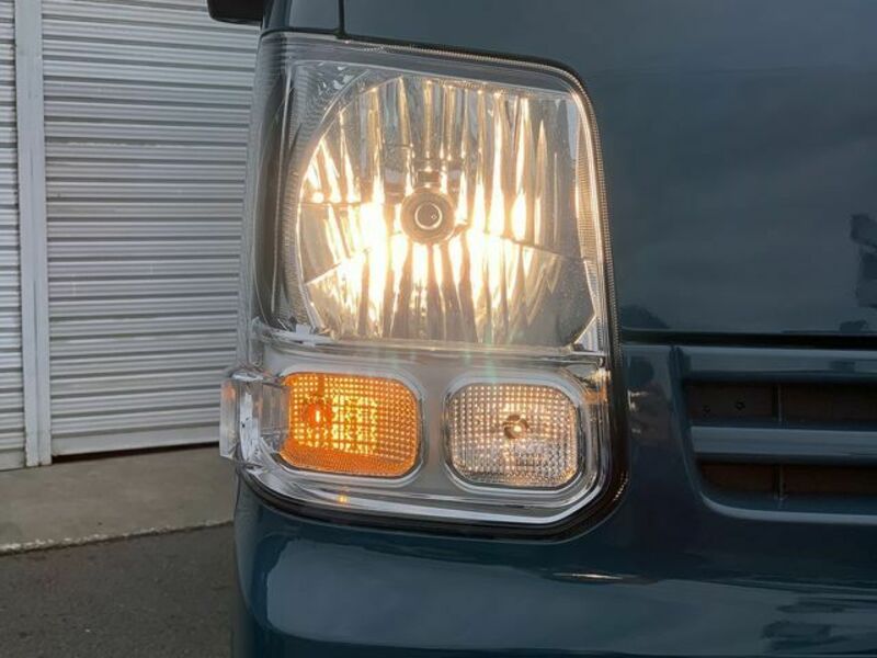 CLIPPER VAN