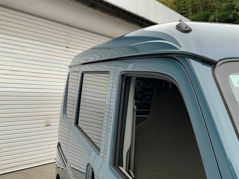 CLIPPER VAN