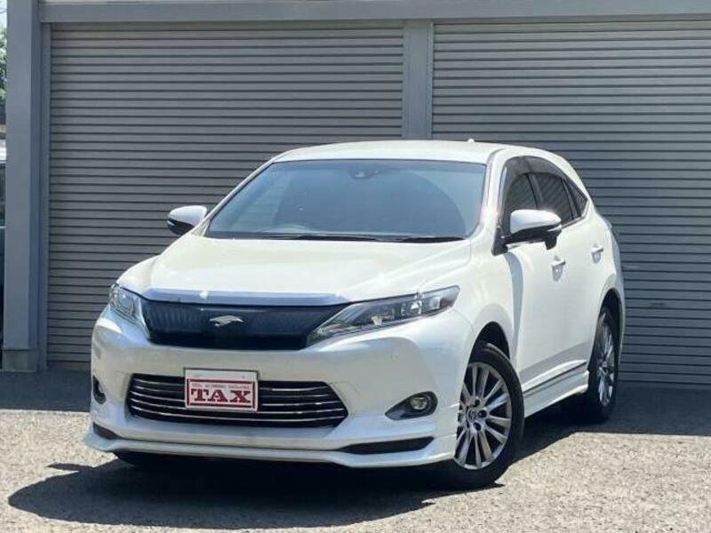 TOYOTA HARRIER