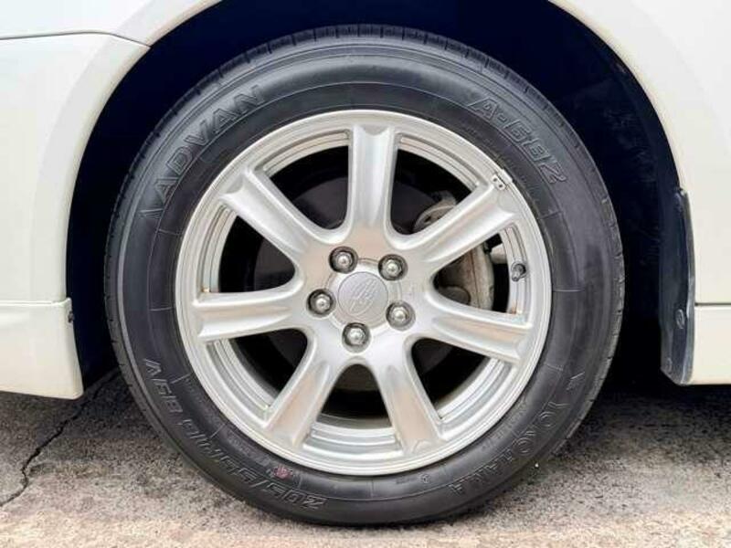 LEGACY B4