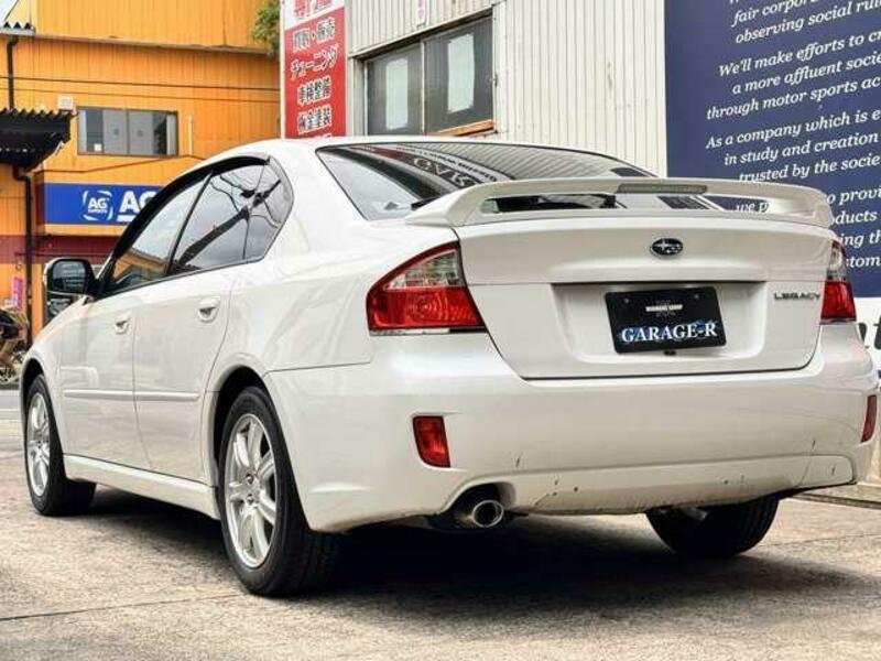 LEGACY B4