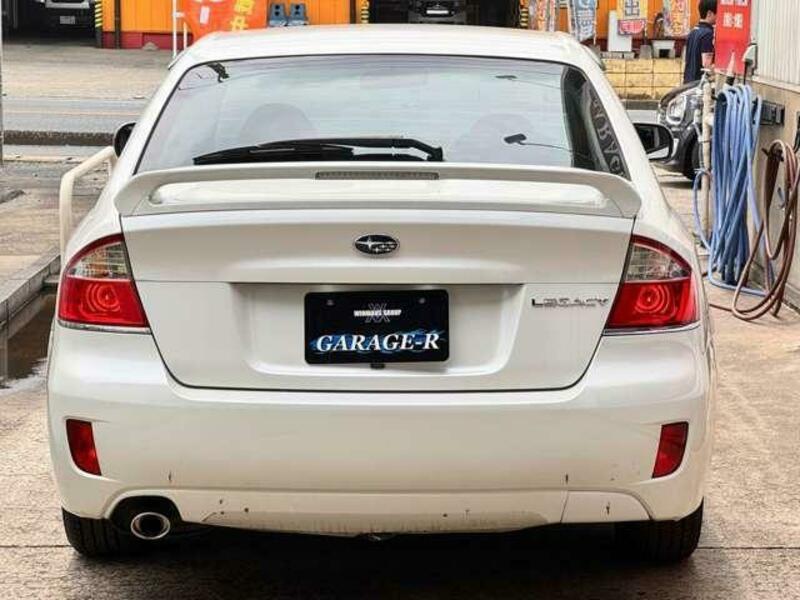 LEGACY B4