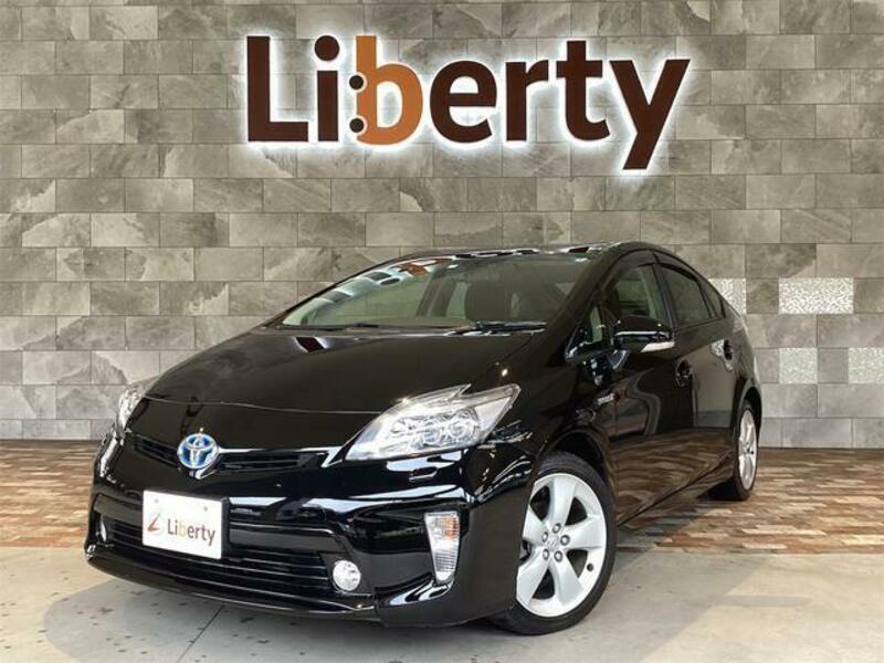 TOYOTA PRIUS