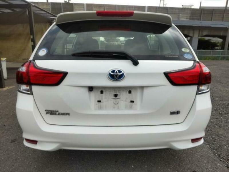 COROLLA FIELDER