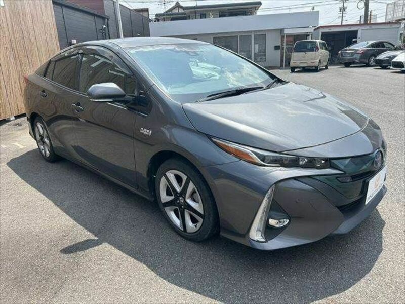 PRIUS PHV