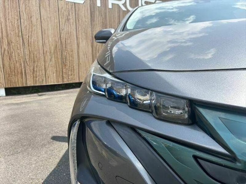 PRIUS PHV