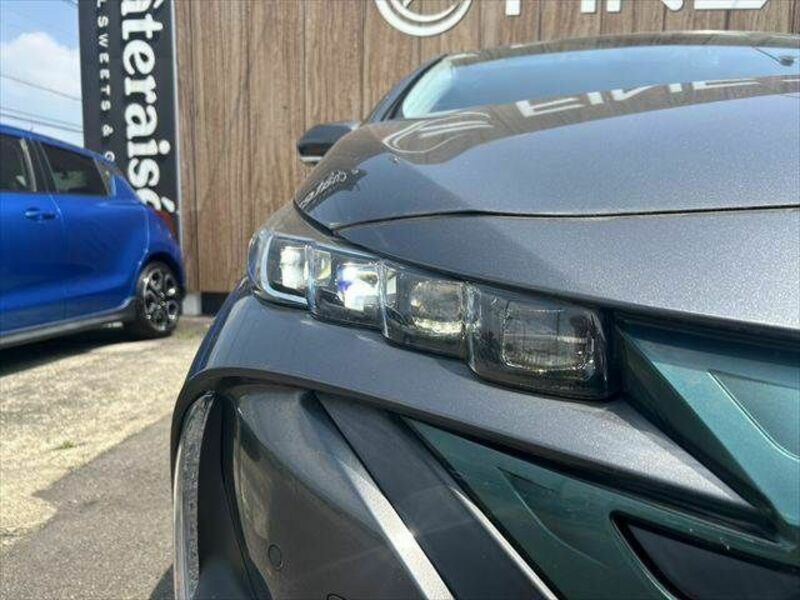 PRIUS PHV