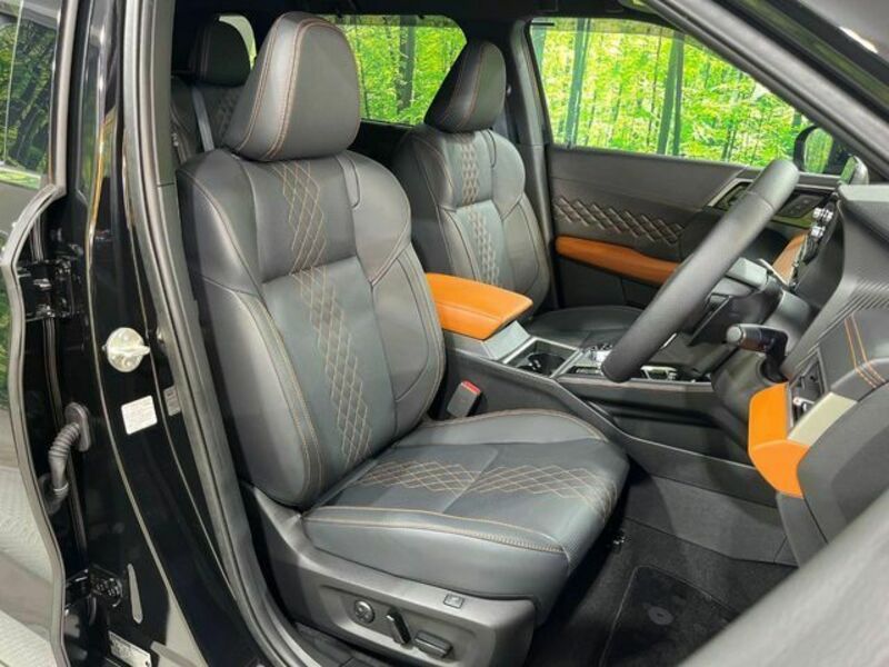 OUTLANDER PHEV