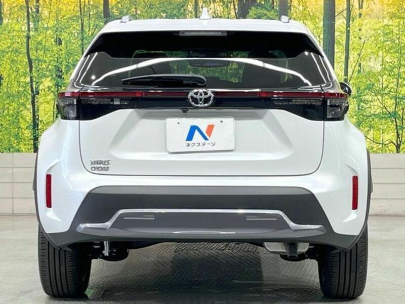 YARIS CROSS