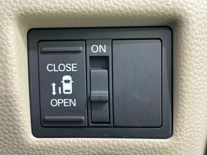 N BOX