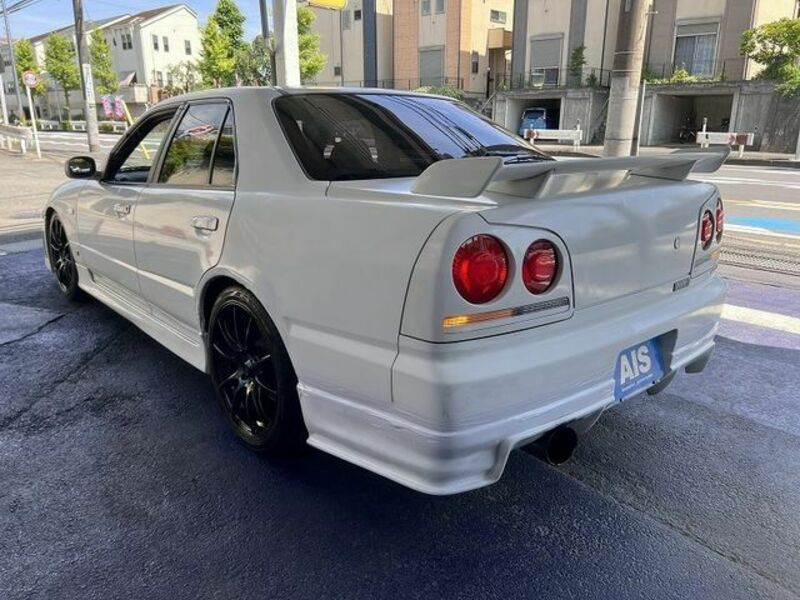 SKYLINE