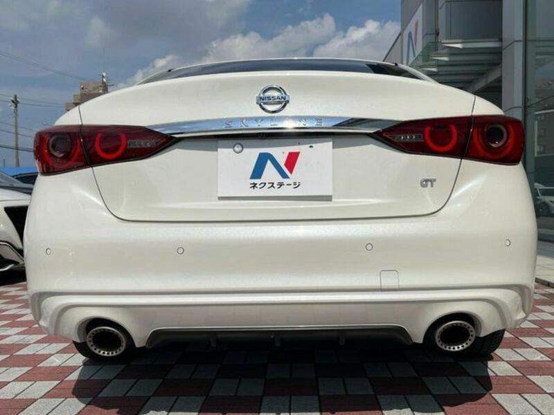 SKYLINE