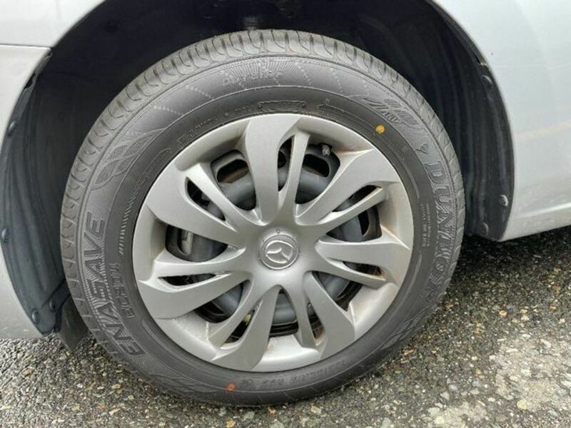 MAZDA2