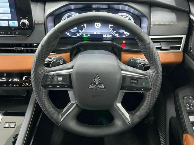 OUTLANDER PHEV