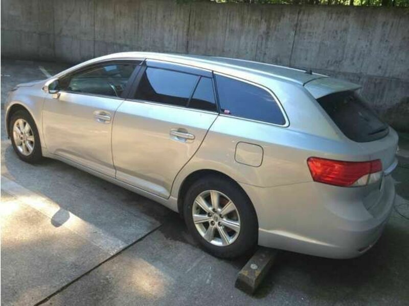 AVENSIS WAGON