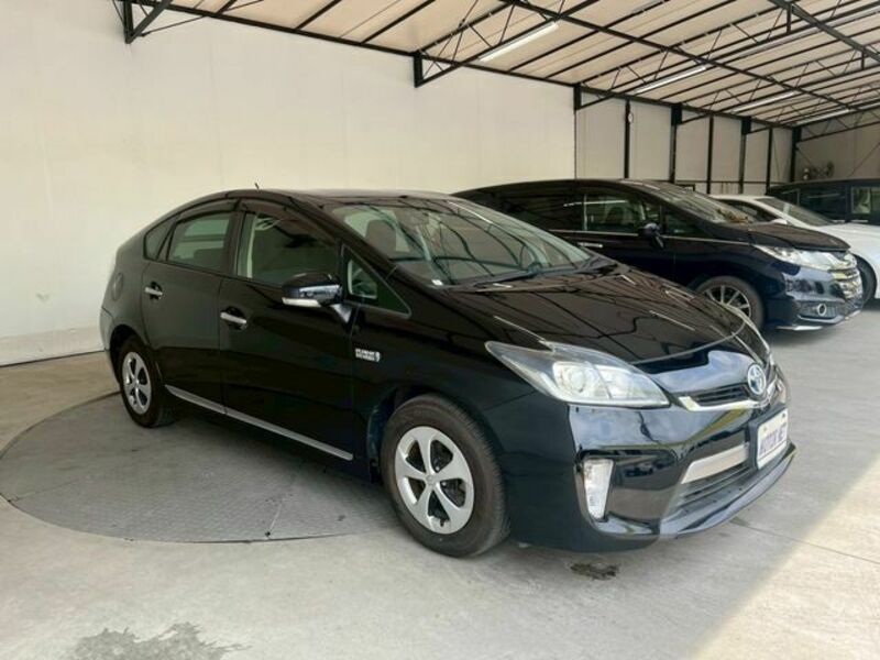 PRIUS PHV