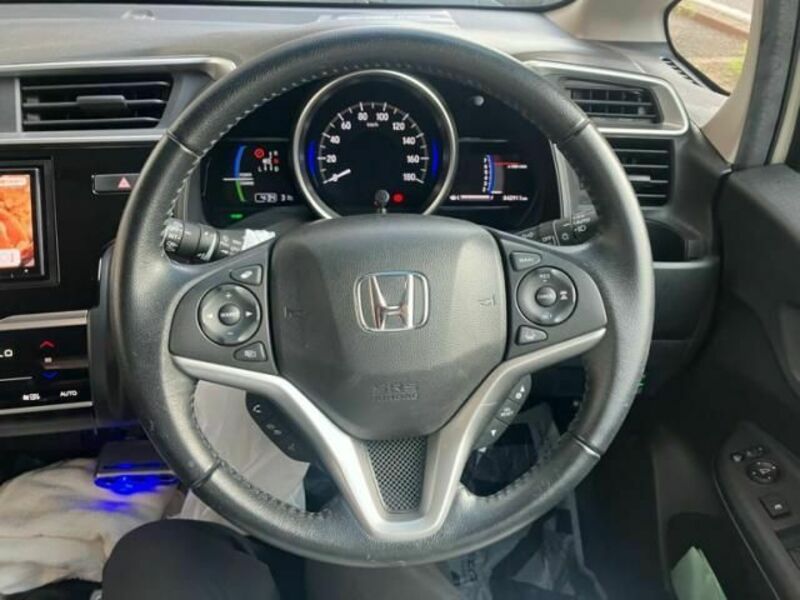 FIT HYBRID