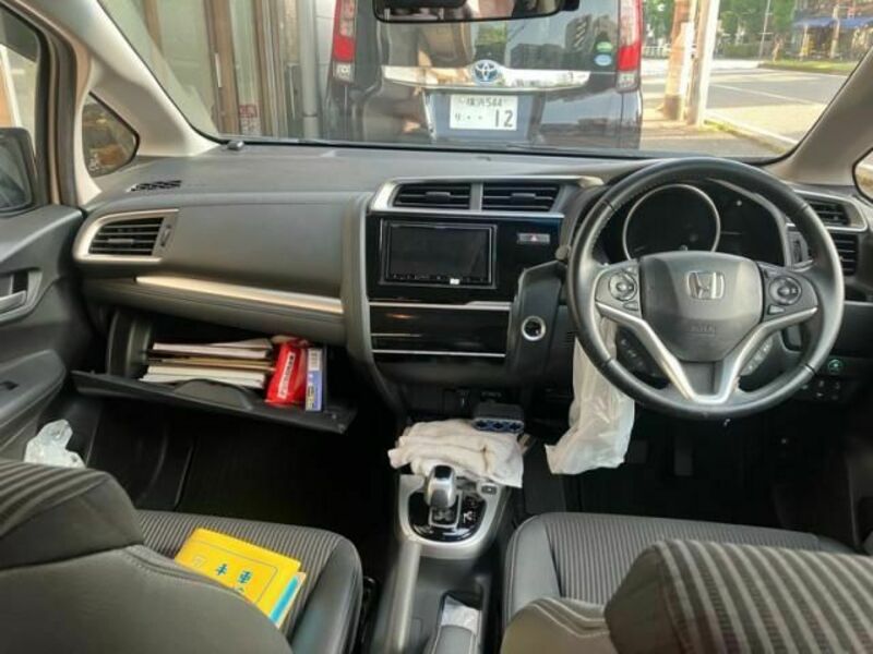 FIT HYBRID