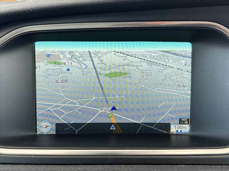 V40