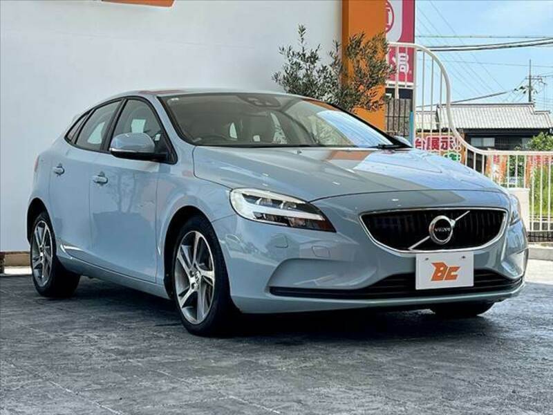 V40