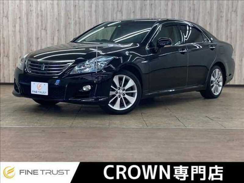 TOYOTA CROWN