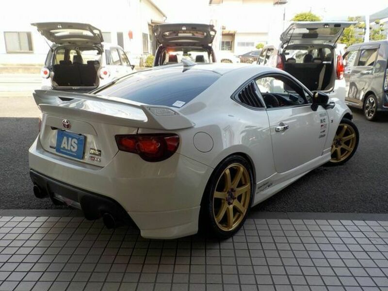 86