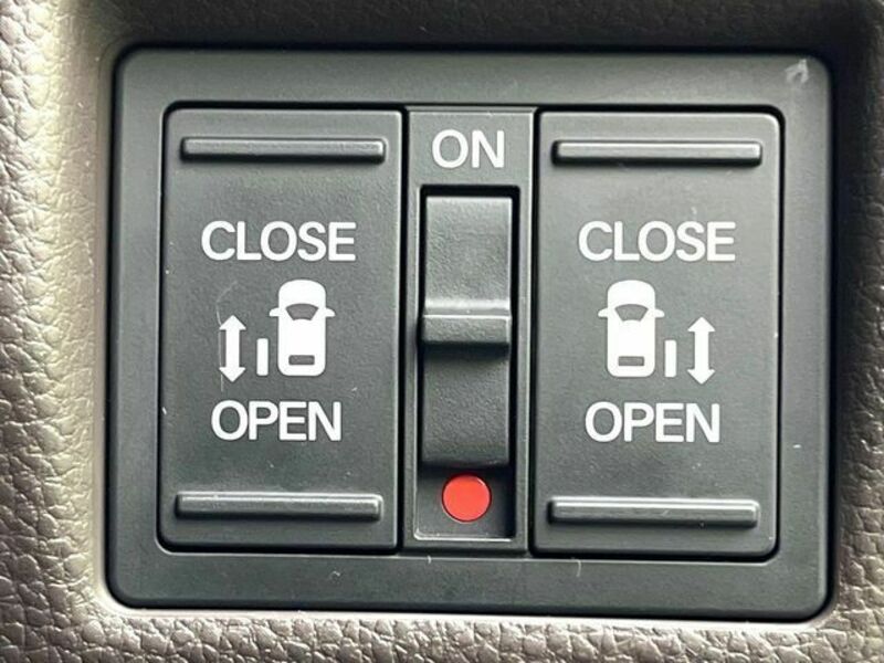 N BOX