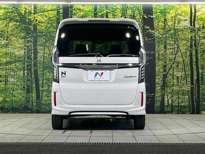 N BOX CUSTOM
